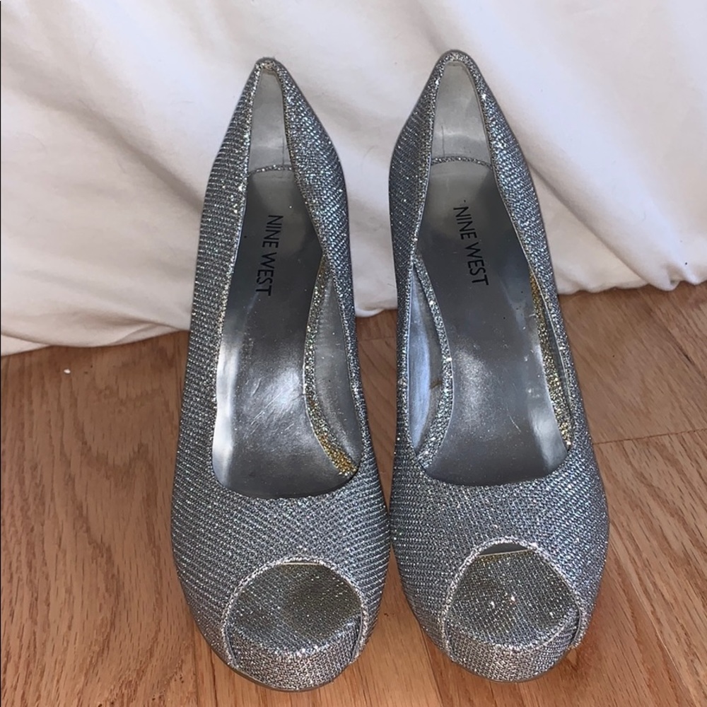 Women’s High Heel Shoes